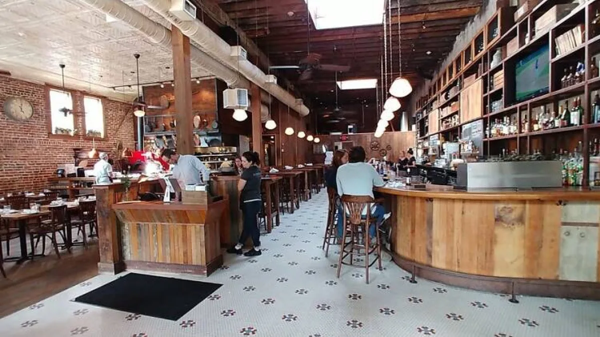 Monument dining room and bar
